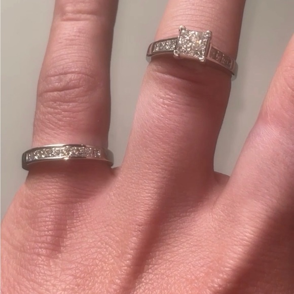 See pictures. Located in SA. SERIOUS INQUIRIES ONLY! Need gone ASAP. - Picture 6 of 7